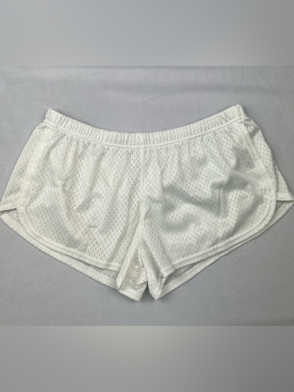 Soffe Juniors White Lightweight Low Rise Mesh Athletic Shorts - Size Medium